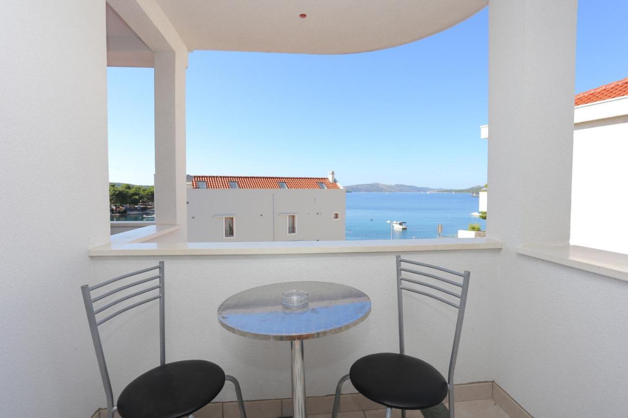 Apartments And Rooms By The Sea Trogir - 16536 Exterior photo