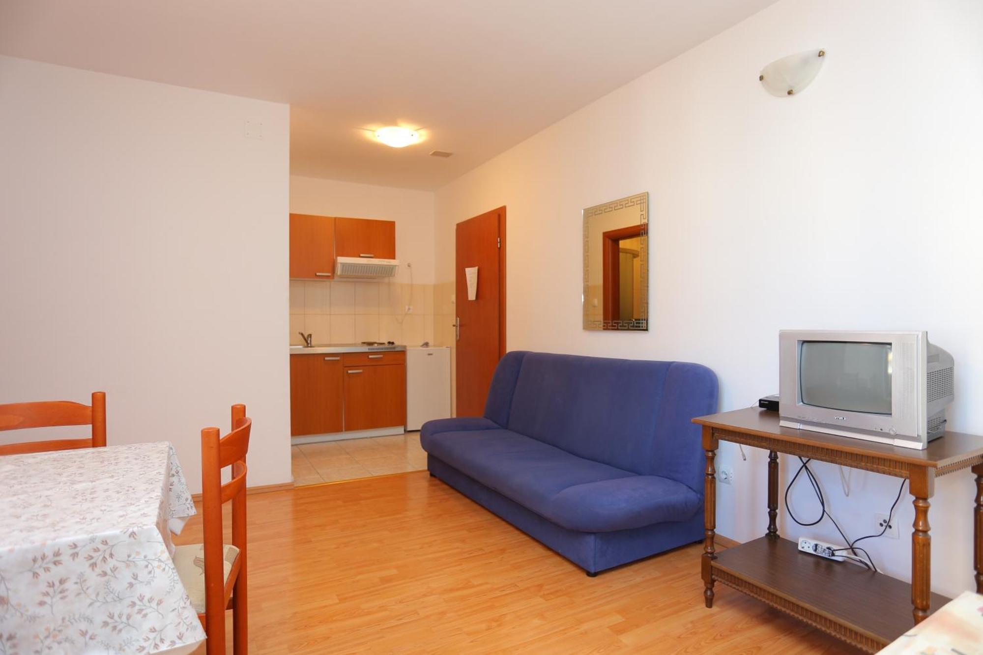 Apartments And Rooms By The Sea Trogir - 16536 Room photo